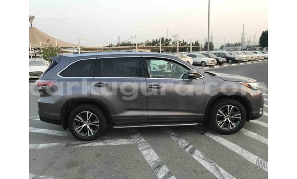 Buy Import Toyota Highlander Other Car in Import - Dubai in Bujumbura Buy Import Toyota Highlander Other Car in Import - Dubai in Bujumbura