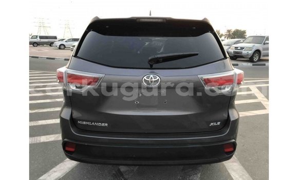 Buy Import Toyota Highlander Other Car in Import - Dubai in Bujumbura Buy Import Toyota Highlander Other Car in Import - Dubai in Bujumbura