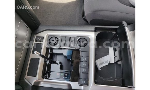 Nunua Imported Toyota Land Cruiser Nyeusi Gari ndani ya Import - Dubai nchini Bujumbura Nunua Imported Toyota Land Cruiser Nyeusi Gari ndani ya Import - Dubai nchini Bujumbura