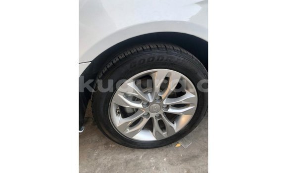Nunua Imported Geely Emgrand 7 Nyeupe Gari ndani ya Import - Dubai nchini Bujumbura Nunua Imported Geely Emgrand 7 Nyeupe Gari ndani ya Import - Dubai nchini Bujumbura