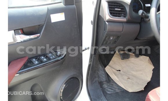 Nunua Imported Toyota Hilux Nyeupe Gari ndani ya Import - Dubai nchini Bujumbura Nunua Imported Toyota Hilux Nyeupe Gari ndani ya Import - Dubai nchini Bujumbura