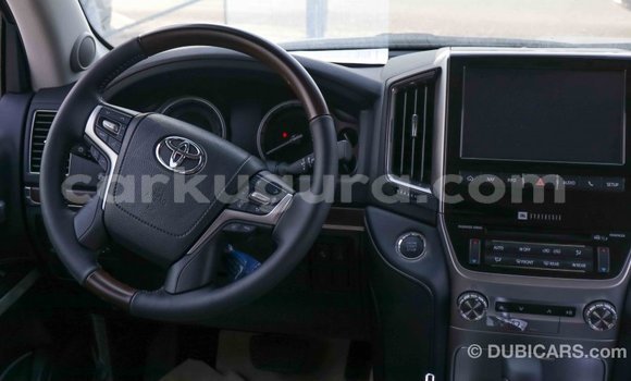 Nunua Imported Toyota Land Cruiser Nyeusi Gari ndani ya Import - Dubai nchini Bujumbura Nunua Imported Toyota Land Cruiser Nyeusi Gari ndani ya Import - Dubai nchini Bujumbura