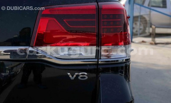 Nunua Imported Toyota Land Cruiser Nyeusi Gari ndani ya Import - Dubai nchini Bujumbura Nunua Imported Toyota Land Cruiser Nyeusi Gari ndani ya Import - Dubai nchini Bujumbura
