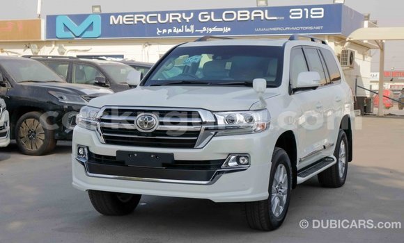 Acheter Import Voiture Toyota Land Cruiser Blanc à Import - Dubai, Bujumbura Acheter Import Voiture Toyota Land Cruiser Blanc à Import - Dubai, Bujumbura