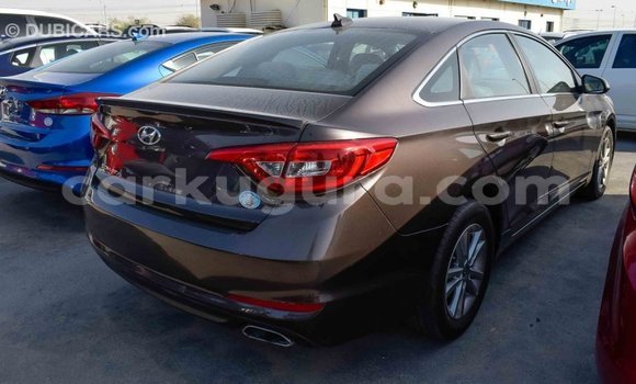 Acheter Import Voiture Hyundai Sonata Marron à Import - Dubai, Bujumbura Acheter Import Voiture Hyundai Sonata Marron à Import - Dubai, Bujumbura