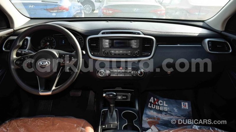 Big with watermark kia sorento bujumbura import dubai 3174