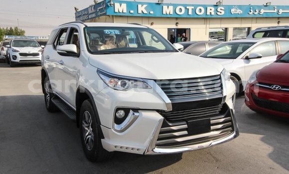 Buy Import Toyota Fortuner White Car in Import - Dubai in Bujumbura Buy Import Toyota Fortuner White Car in Import - Dubai in Bujumbura