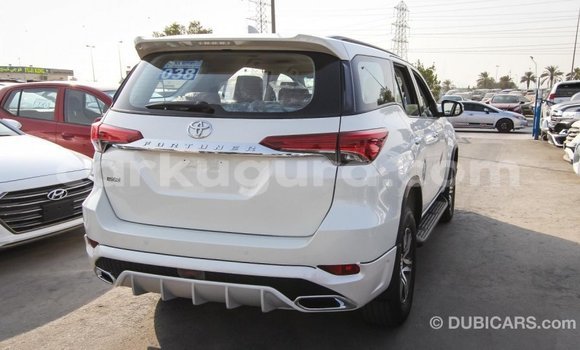 Buy Import Toyota Fortuner White Car in Import - Dubai in Bujumbura Buy Import Toyota Fortuner White Car in Import - Dubai in Bujumbura