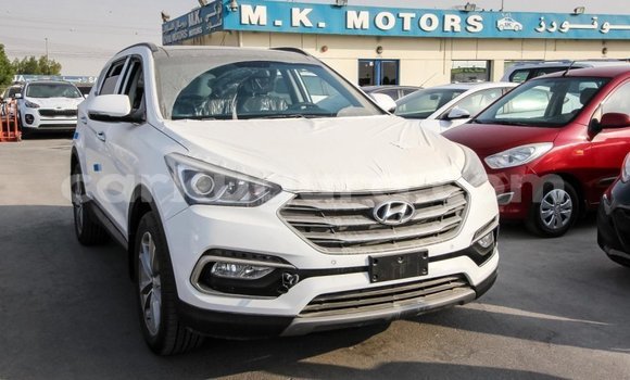 Acheter Import Voiture Hyundai Santa Fe Blanc à Import - Dubai, Bujumbura Acheter Import Voiture Hyundai Santa Fe Blanc à Import - Dubai, Bujumbura
