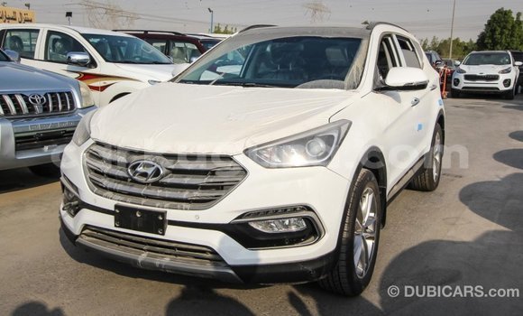 Acheter Import Voiture Hyundai Santa Fe Blanc à Import - Dubai, Bujumbura Acheter Import Voiture Hyundai Santa Fe Blanc à Import - Dubai, Bujumbura