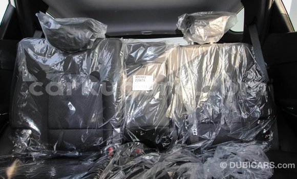 Acheter Import Voiture Hyundai Santa Fe Blanc à Import - Dubai, Bujumbura Acheter Import Voiture Hyundai Santa Fe Blanc à Import - Dubai, Bujumbura