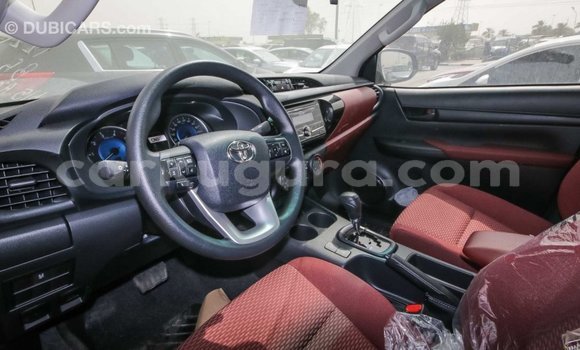 Nunua Imported Toyota Hilux Nyingine Gari ndani ya Import - Dubai nchini Bujumbura Nunua Imported Toyota Hilux Nyingine Gari ndani ya Import - Dubai nchini Bujumbura