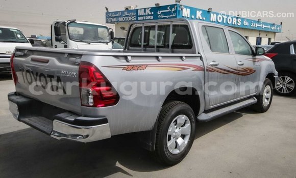 Nunua Imported Toyota Hilux Nyingine Gari ndani ya Import - Dubai nchini Bujumbura Nunua Imported Toyota Hilux Nyingine Gari ndani ya Import - Dubai nchini Bujumbura