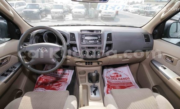 Buy Import Toyota Fortuner Black Car in Import - Dubai in Bujumbura Buy Import Toyota Fortuner Black Car in Import - Dubai in Bujumbura