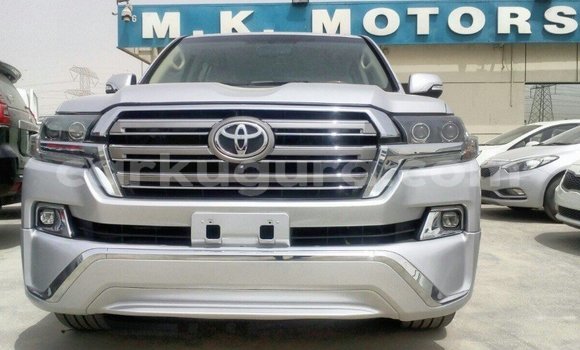 Nunua Imported Toyota Land Cruiser Nyingine Gari ndani ya Import - Dubai nchini Bujumbura Nunua Imported Toyota Land Cruiser Nyingine Gari ndani ya Import - Dubai nchini Bujumbura