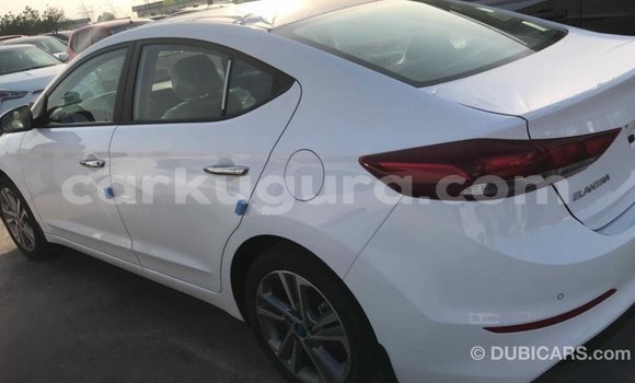 Acheter Import Voiture Hyundai Elantra Blanc à Import - Dubai, Bujumbura Acheter Import Voiture Hyundai Elantra Blanc à Import - Dubai, Bujumbura