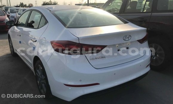 Acheter Import Voiture Hyundai Elantra Blanc à Import - Dubai, Bujumbura Acheter Import Voiture Hyundai Elantra Blanc à Import - Dubai, Bujumbura
