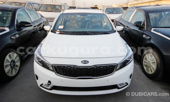 Acheter Import Voiture Kia Cerato Blanc à Import - Dubai, Bujumbura Acheter Import Voiture Kia Cerato Blanc à Import - Dubai, Bujumbura
