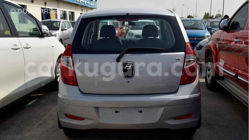 Big with watermark hyundai i10 bujumbura import dubai 3211