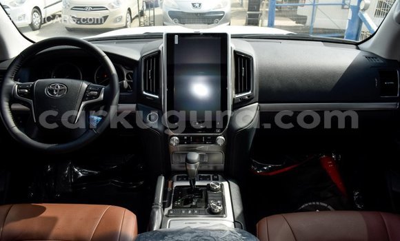 Buy Import Toyota Land Cruiser Black Car in Import - Dubai in Bujumbura Buy Import Toyota Land Cruiser Black Car in Import - Dubai in Bujumbura
