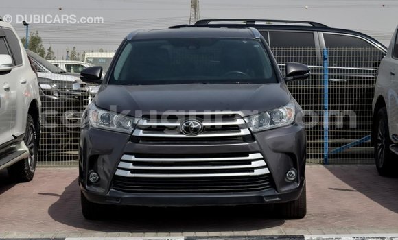 Nunua Imported Toyota Highlander Nyingine Gari ndani ya Import - Dubai nchini Bujumbura Nunua Imported Toyota Highlander Nyingine Gari ndani ya Import - Dubai nchini Bujumbura