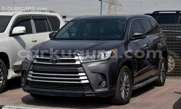 Nunua Imported Toyota Highlander Nyingine Gari ndani ya Import - Dubai nchini Bujumbura Nunua Imported Toyota Highlander Nyingine Gari ndani ya Import - Dubai nchini Bujumbura