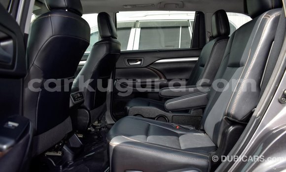 Nunua Imported Toyota Highlander Nyingine Gari ndani ya Import - Dubai nchini Bujumbura Nunua Imported Toyota Highlander Nyingine Gari ndani ya Import - Dubai nchini Bujumbura