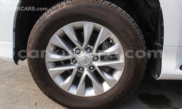 Acheter Import Voiture Lexus GX Blanc à Import - Dubai, Bujumbura Acheter Import Voiture Lexus GX Blanc à Import - Dubai, Bujumbura