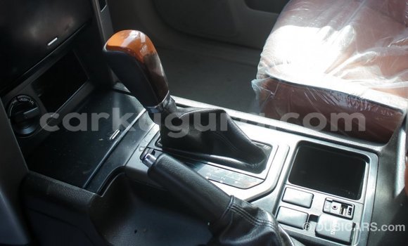 Nunua Imported Toyota Prado Nyingine Gari ndani ya Import - Dubai nchini Bujumbura Nunua Imported Toyota Prado Nyingine Gari ndani ya Import - Dubai nchini Bujumbura