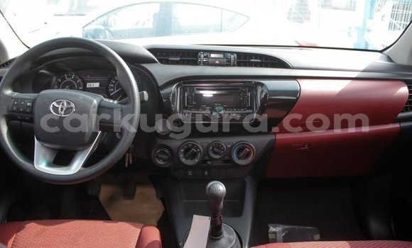 Nunua Imported Toyota Hilux Nyingine Gari ndani ya Import - Dubai nchini Bujumbura Nunua Imported Toyota Hilux Nyingine Gari ndani ya Import - Dubai nchini Bujumbura