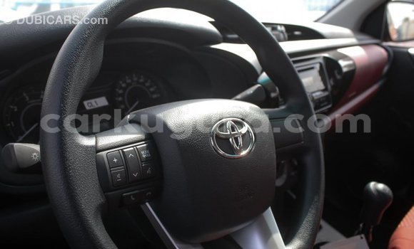 Nunua Imported Toyota Hilux Nyingine Gari ndani ya Import - Dubai nchini Bujumbura Nunua Imported Toyota Hilux Nyingine Gari ndani ya Import - Dubai nchini Bujumbura