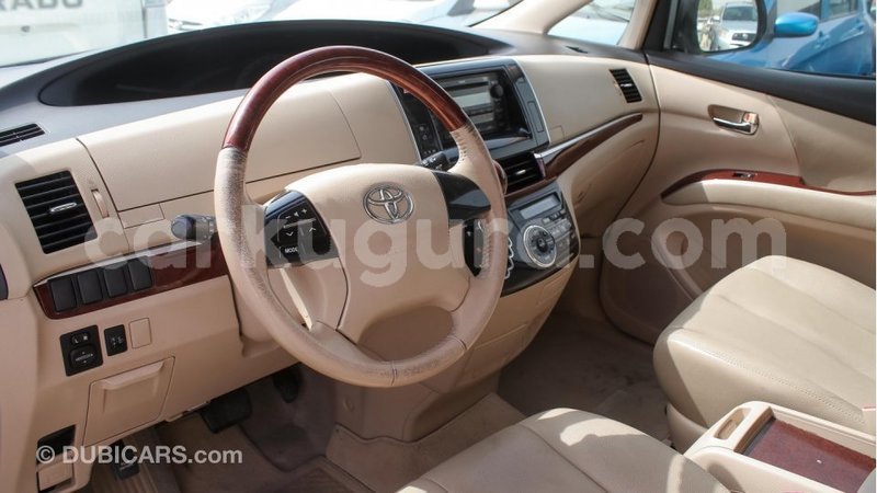 Big with watermark toyota previa bujumbura import dubai 3224