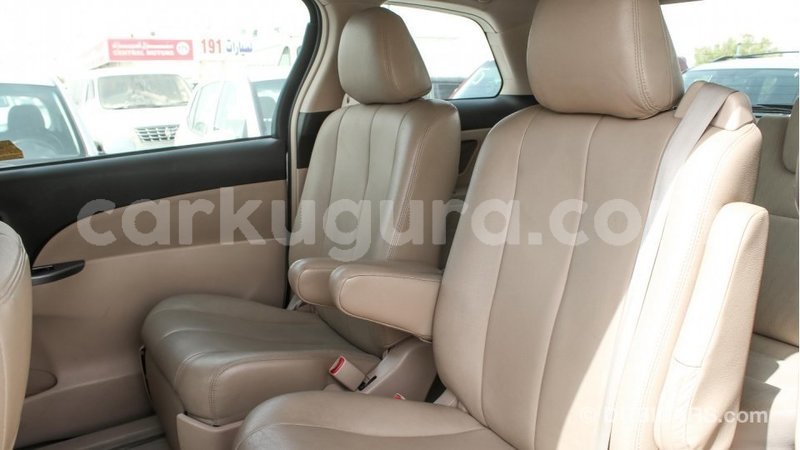 Big with watermark toyota previa bujumbura import dubai 3224