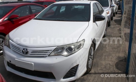 Buy Import Toyota Camry White Car in Import - Dubai in Bujumbura Buy Import Toyota Camry White Car in Import - Dubai in Bujumbura