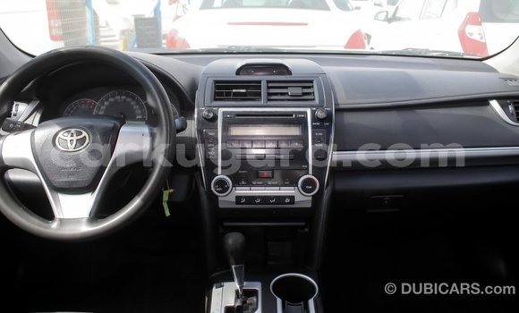 Buy Import Toyota Camry White Car in Import - Dubai in Bujumbura Buy Import Toyota Camry White Car in Import - Dubai in Bujumbura