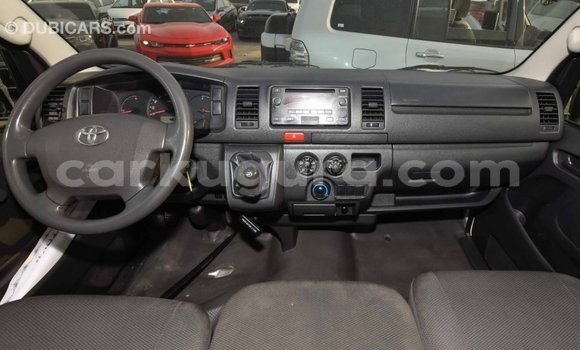 Nunua Imported Toyota Hiace Nyeupe Gari ndani ya Import - Dubai nchini Bujumbura Nunua Imported Toyota Hiace Nyeupe Gari ndani ya Import - Dubai nchini Bujumbura