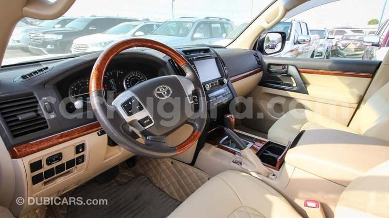 Big with watermark toyota land cruiser bujumbura import dubai 3231