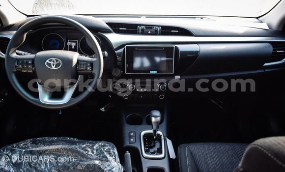 Nunua Imported Toyota Hilux Nyeupe Gari ndani ya Import - Dubai nchini Bujumbura Nunua Imported Toyota Hilux Nyeupe Gari ndani ya Import - Dubai nchini Bujumbura