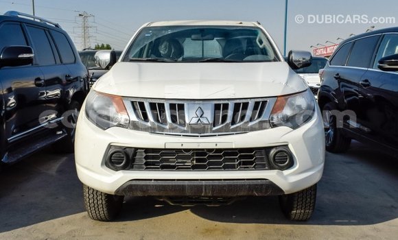 Nunua Imported Mitsubishi L200 Nyeupe Gari ndani ya Import - Dubai nchini Bujumbura Nunua Imported Mitsubishi L200 Nyeupe Gari ndani ya Import - Dubai nchini Bujumbura