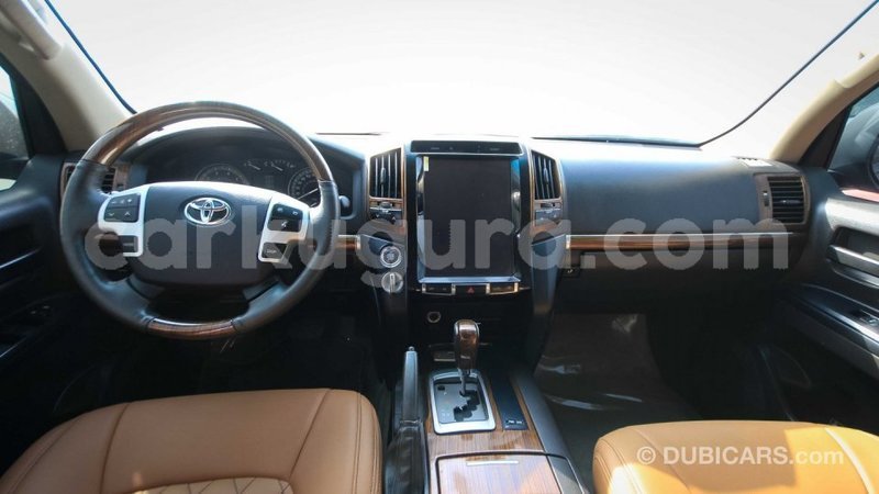 Big with watermark toyota land cruiser bujumbura import dubai 3238