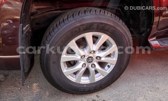 Acheter Import Voiture Toyota Land Cruiser Marron à Import - Dubai, Bujumbura Acheter Import Voiture Toyota Land Cruiser Marron à Import - Dubai, Bujumbura