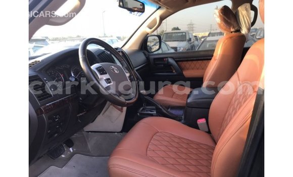Buy Import Toyota Land Cruiser Black Car in Import - Dubai in Bujumbura Buy Import Toyota Land Cruiser Black Car in Import - Dubai in Bujumbura