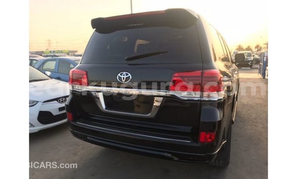 Buy Import Toyota Land Cruiser Black Car in Import - Dubai in Bujumbura Buy Import Toyota Land Cruiser Black Car in Import - Dubai in Bujumbura