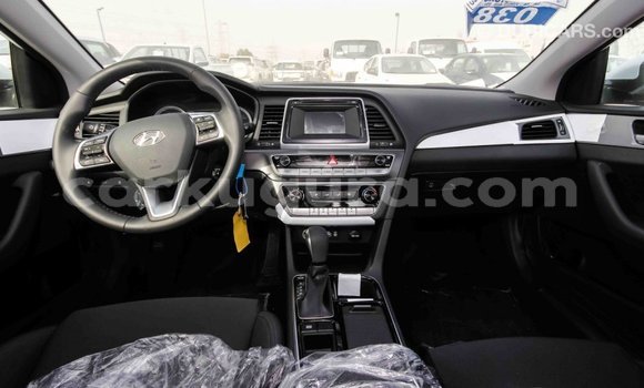 Nunua Imported Hyundai Sonata Nyeupe Gari ndani ya Import - Dubai nchini Bujumbura Nunua Imported Hyundai Sonata Nyeupe Gari ndani ya Import - Dubai nchini Bujumbura
