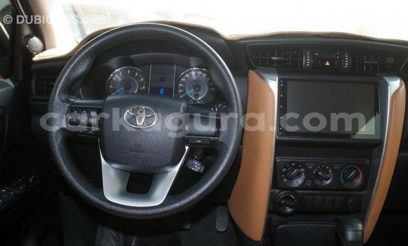 Nunua Imported Toyota Fortuner Nyeupe Gari ndani ya Import - Dubai nchini Bujumbura Nunua Imported Toyota Fortuner Nyeupe Gari ndani ya Import - Dubai nchini Bujumbura