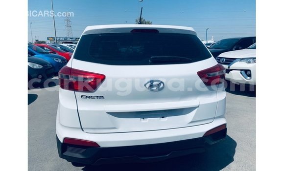 Nunua Imported Hyundai Creta Nyeupe Gari ndani ya Import - Dubai nchini Bujumbura Nunua Imported Hyundai Creta Nyeupe Gari ndani ya Import - Dubai nchini Bujumbura