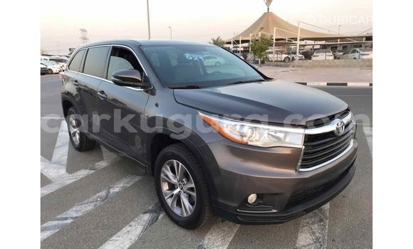 Nunua Imported Toyota Highlander Nyingine Gari ndani ya Import - Dubai nchini Bujumbura Nunua Imported Toyota Highlander Nyingine Gari ndani ya Import - Dubai nchini Bujumbura