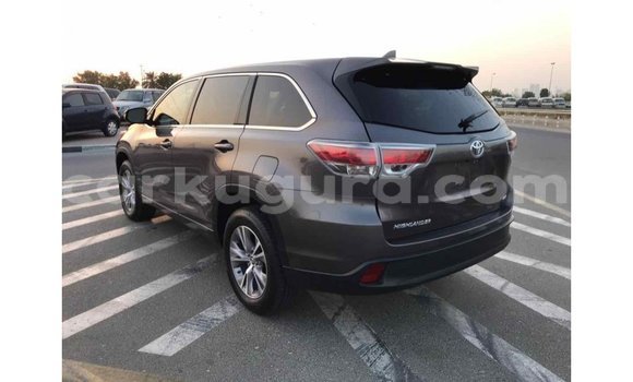 Nunua Imported Toyota Highlander Nyingine Gari ndani ya Import - Dubai nchini Bujumbura Nunua Imported Toyota Highlander Nyingine Gari ndani ya Import - Dubai nchini Bujumbura