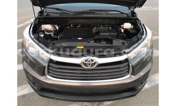Nunua Imported Toyota Highlander Nyingine Gari ndani ya Import - Dubai nchini Bujumbura Nunua Imported Toyota Highlander Nyingine Gari ndani ya Import - Dubai nchini Bujumbura
