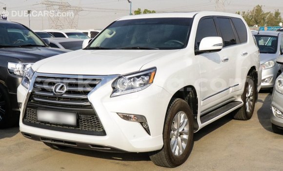 Acheter Import Voiture Lexus GX Blanc à Import - Dubai, Bujumbura Acheter Import Voiture Lexus GX Blanc à Import - Dubai, Bujumbura